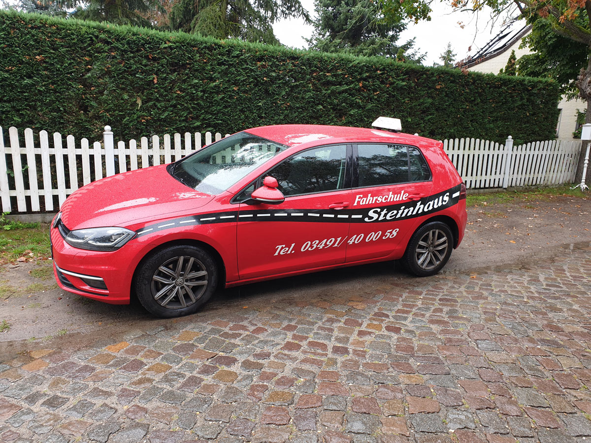 Fahrschulwagen